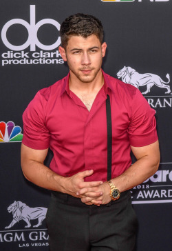 jobrosnews:  May 20: Nick Jonas attends the 2018 Billboard Music