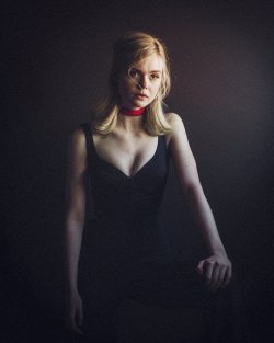 Everybody wants to FUCK Elle Fanning