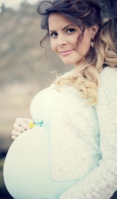 preggosweetkiss:  The sweetest preggo girls right here on http://reliablegirl.com/pregochat.html