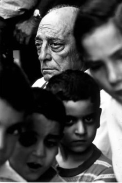 johnnythehorse:  Buster Keaton by Steve Schapiro - New York,