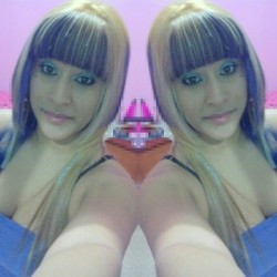 amore3mmy:  #StraightHair #Blonde #PurpleHighlights #Bangs :D