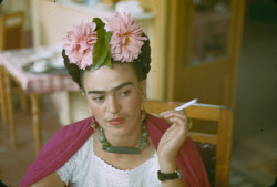 inthemoodtodissolveinthesky:  Frida Kahlo, 6 Luglio 1907 - 13