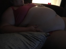 growingcutie:Stuffed, fat piggy 🐷dreaming of the day I hit