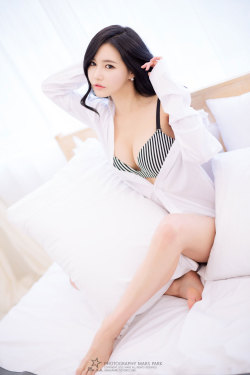 koreangirlshd:  Model Han Ga Eun sexy studio photoshoot ~ Photos
