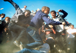 suicidewatch:  Mosh pit, Berkley, 1981. via 