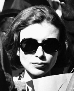 sawyerkane: vervediary:  Joan Didion’s Dark Glasses.  “From