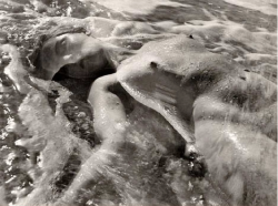 justine-36:  In the Waves, 1945 Ruth Bernhard 
