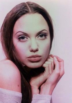 miss-vanilla:  Angelina Jolie, 90’s.