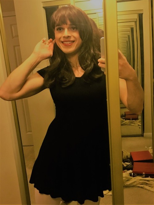 hgillmore: Well Dressed Crossdressers and Transgendered Women:  I do ask those of you reblogging this content to please refrain from making sexual comments in the reblog. Also please try to use the appropriate pronouns and promote positive awareness.
