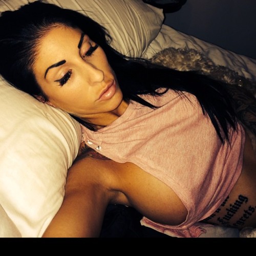 amateur-implant-pics:  azariabooty
