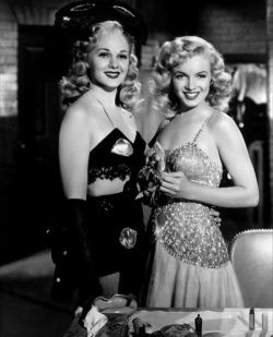 bellalagosa: Adele Jergens and Marilyn Monroe in, “Ladies