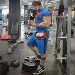 ocmscl:  Superboy Mode / workout Biceps by the_superboy 