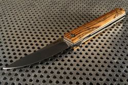 cuscadi:  Böker Kwaiken flipper “the cat” custom made bocote