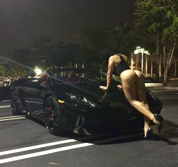 aidannycole:  Which 1 u want more? #imagesbywhitty #lamborghini