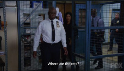 lesbianshepard:please watch brooklyn 99