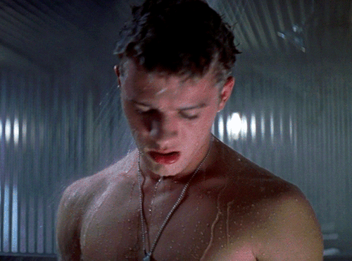 jamieleecvrtis:RYAN PHILLIPPE as Barry Cox in I Know what you