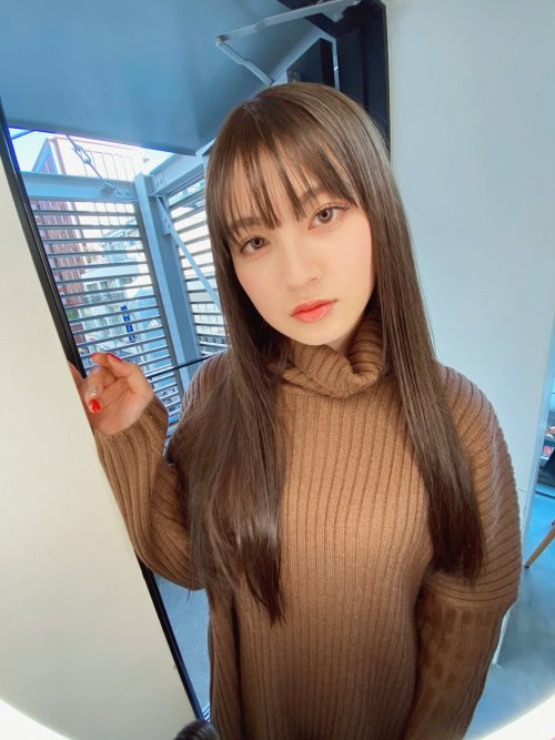 soimort: 神志那結衣 - Twitter - Sun 05 Jan 2020   髪色