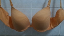 clm4w37:  Orange C cup bra of ex.