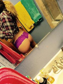 nasty teen selfshot her tight perfect ass in attractive panties