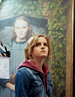 harrypottergif:  Emma Watson behind the scenes of Harry Potter