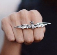 caitlynhetillica:  Vintage Cool Bat Double Finger Stretch Adjustable