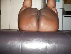 nycbbc718:  Chocolate bbw with fat pussy
