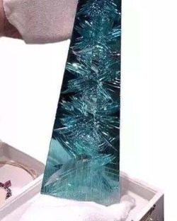 geologypage:  The Dom Pedro, the world’s largest faceted aquamarine