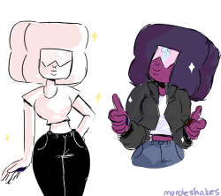 mordeshakes:  this is garnet. wearing leather