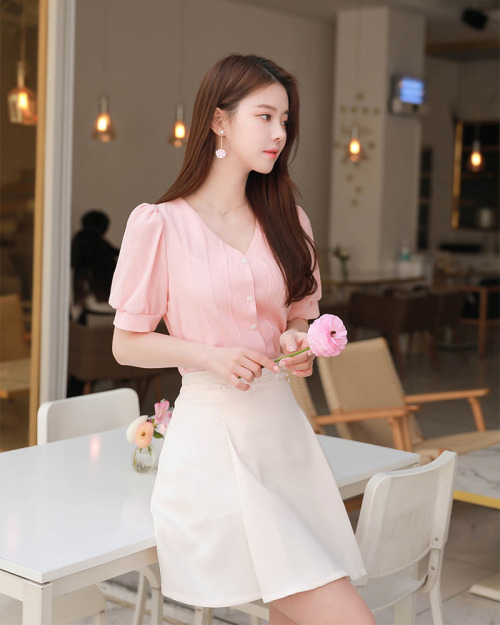 amberlpreston: Cool Wrinkle Blouse