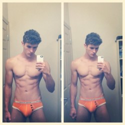 undie-fan-99:  His world certainly looks bright in those orange