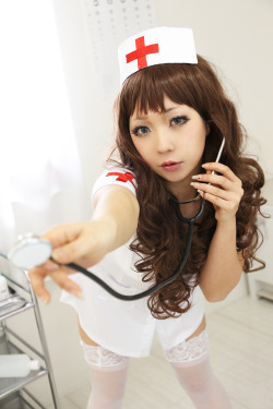 Cosplay Girl Higurashi Ran (Nurse) 1-1