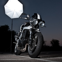 thatyouride:   	Triumph Speed Triple by Marco Glasbergen    	Via