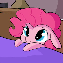 Relatable Pictures of Pinkie Pie