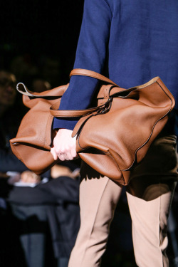 vidlamode:  Gucci Menswear Fall 2014 | Details  
