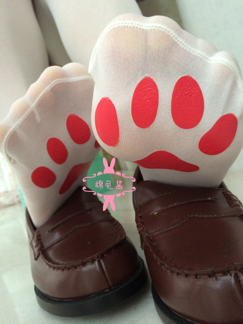 dearmtj:    #足 #丝袜 #白丝 #过膝袜  #ストッキング #足裏    