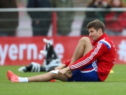 maleathletessocks:  Football. Thomas Muller. 