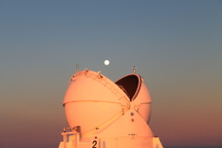 northmagneticpole:  One of the auxiliary units at the VLT Telescope