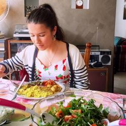 earth-emily:  Eyes on the food, as always👀😏 when your grandparents