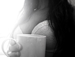 dusqphire:  alovelysub:  Morning! I brought you a coffee with