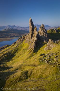 mapleshield:  Old Man of Storr, Isle of Skye, Scotland. © Brian