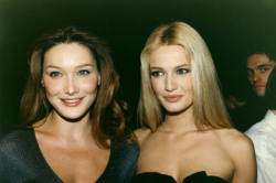 the-vic:  Carla Bruni and Karen Mulder, 1995