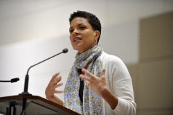 thepeoplesrecord:  Michelle Alexander: White men get rich from