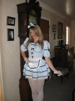 crossdressing-habit:  trannies-http://crossdressing-habit.tumblr.com/