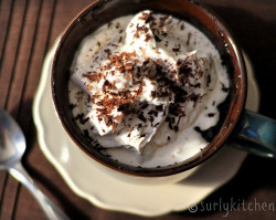 vegan-yums:  2 Minute Vegan Chocolate Mug Cake     