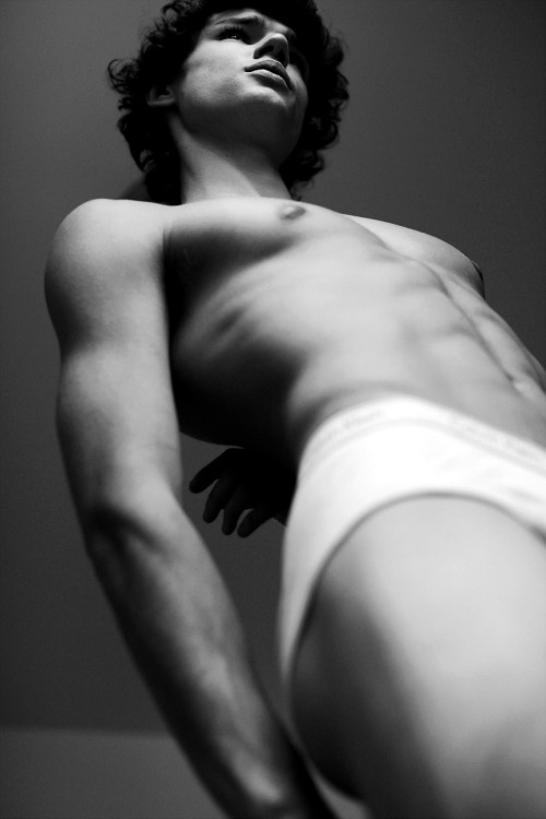 vogueman:Fernando Lindez photographed by Hadar Pitchon for Behind