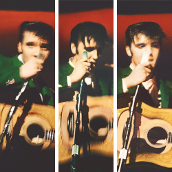 vinceveretts:  Color pictures of Elvis performing at the Mosque