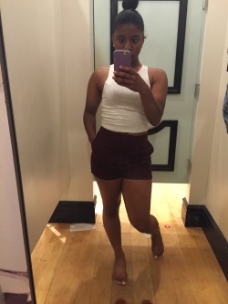 americanflagfreak:  always snapping it up in the fitting rooms