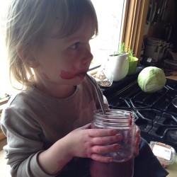 the-renegade-rose:  Messy fruit faces 🙊  If I ever have kids