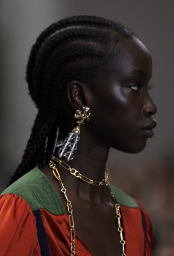 modelsof-color:Anok Yai at Tory Burch SS 20