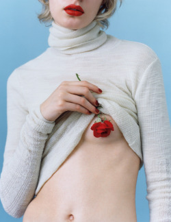 alex-quisite:  “Bad sensations”. Photographed by Harley Weir